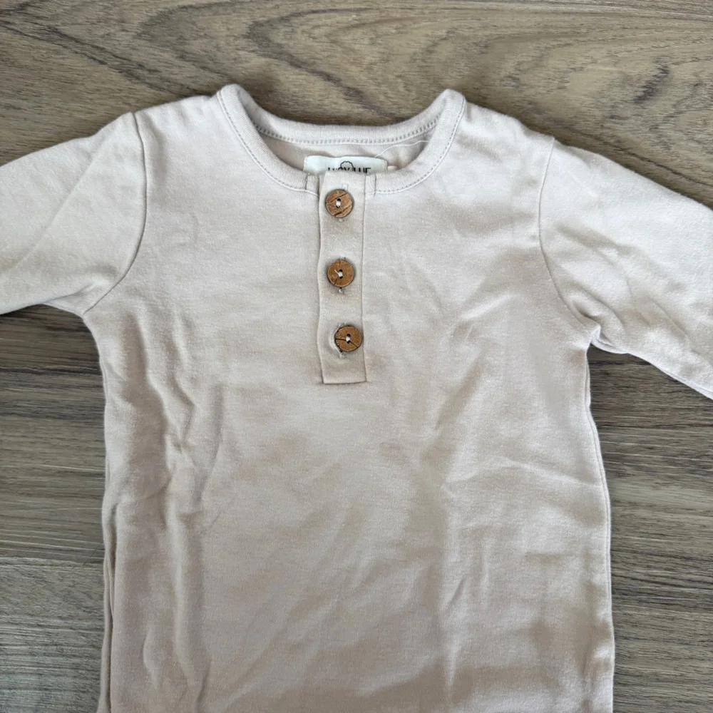 Lucy Lue Organics Baby Cream One Piece Size 3-6 months